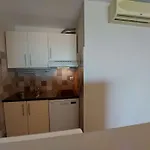 2 Pièces Climatisé En Front De Au Grau D'agde Avec Terrasse Et Accès Direct à La - Fr-1-423-275