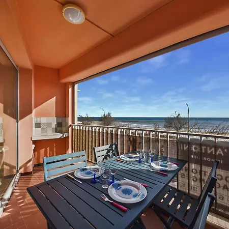 2 Pieces Climatise En Front De Au Grau D'agde Avec Terrasse Et Acces Direct A La - Fr-1-423-275