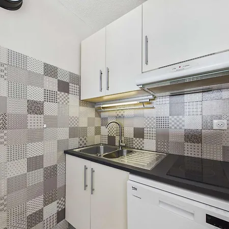 2 Pièces Climatisé En Front De Au Grau D'agde Avec Terrasse Et Accès Direct à La - Fr-1-423-275 Apartamento Le Grau-dʼAgde